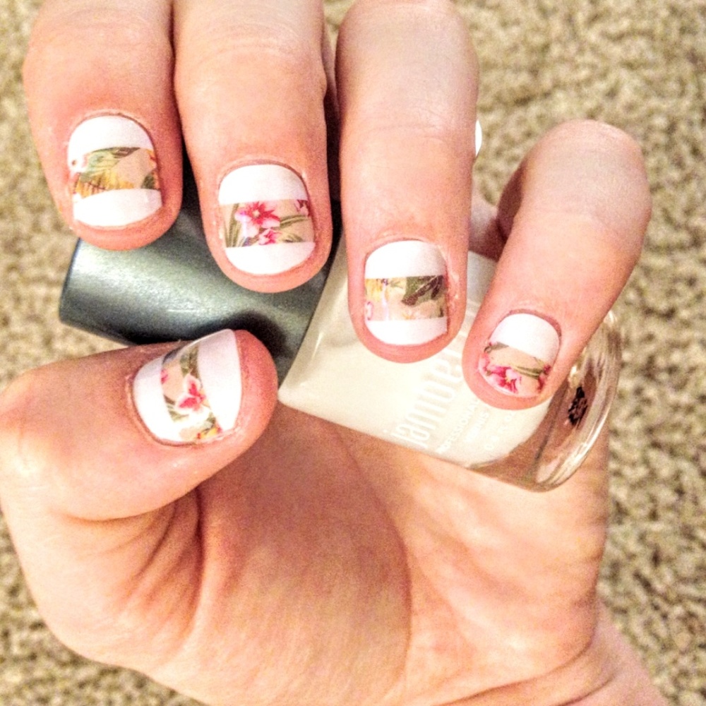 Floral Reveal Jamberry